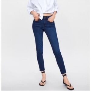 Zara Z1975 Mid Rise Skinny Jeans